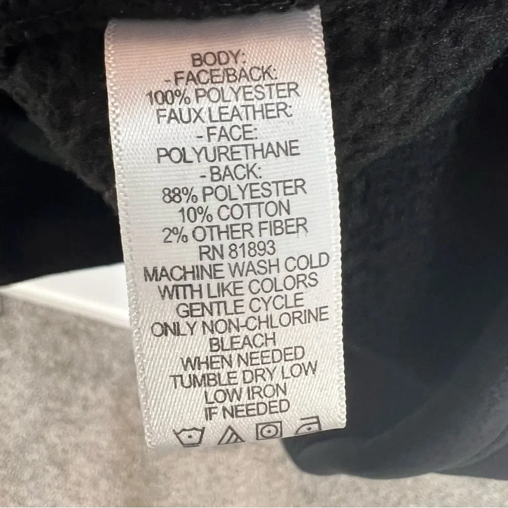 NWOT Liz Claiborne NY Fleece Jacket Toggle Closure | Size M